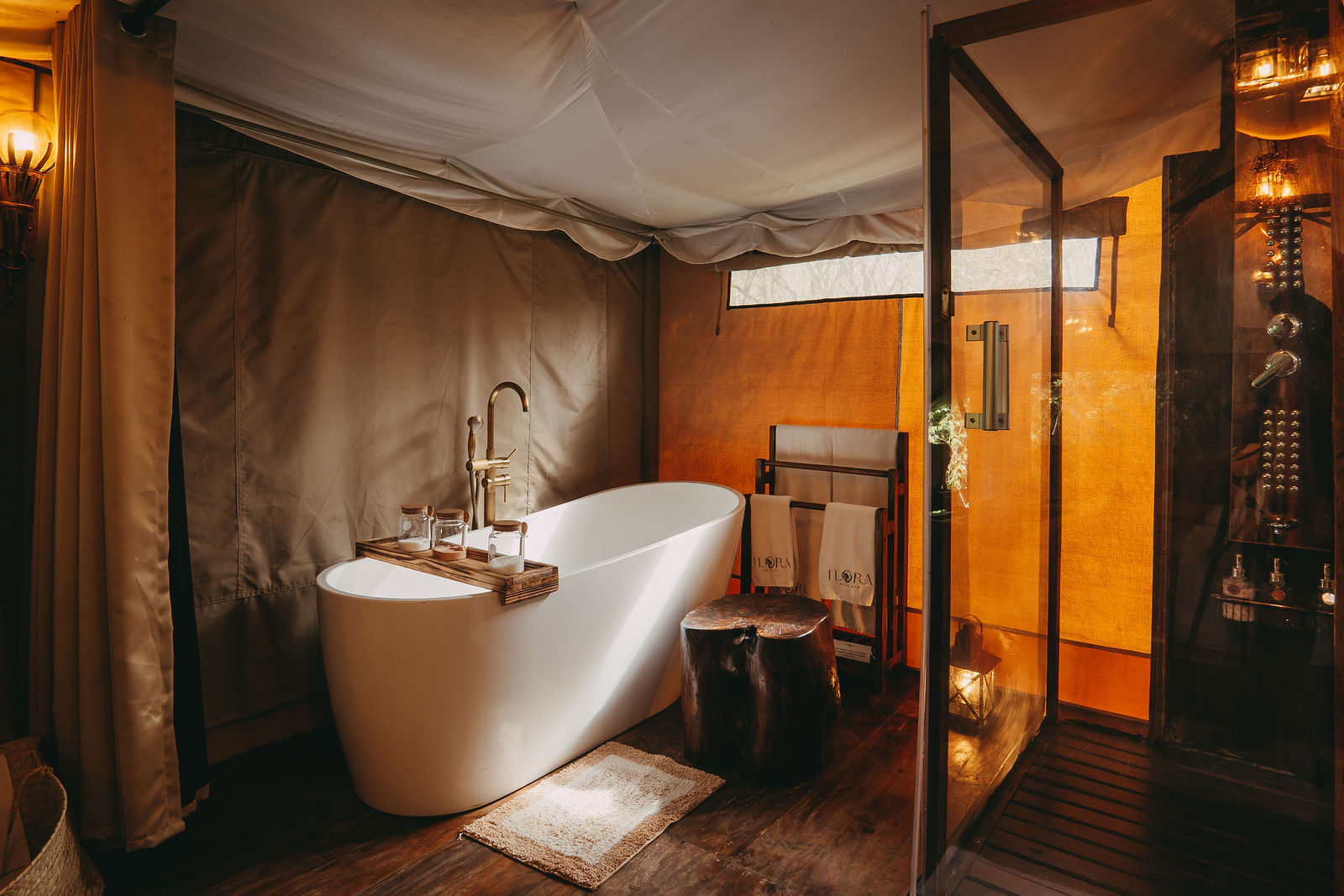 Bathtub & Shower